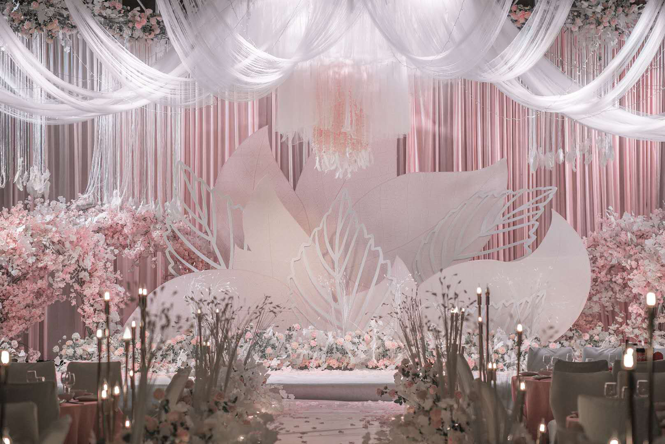 香槟粉唯美婚礼